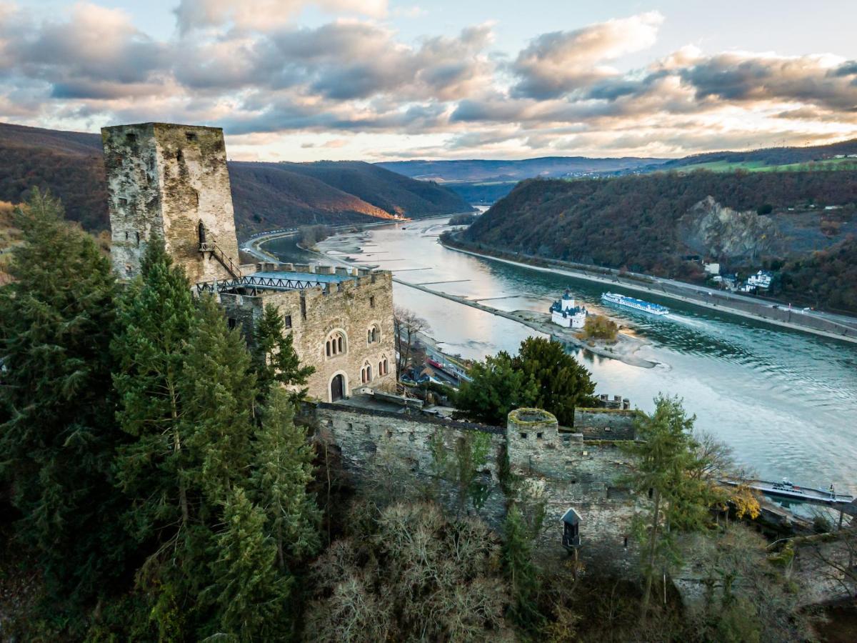Burg Gutenfels Kaub Esterno foto